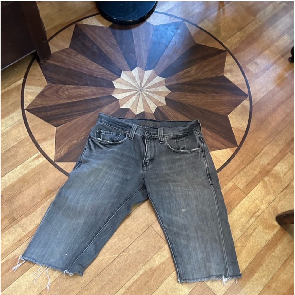 Levi’s 511 SLIM Awesome‎ Jeans fits beautifully